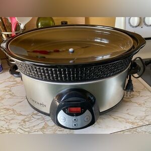 Crock-Pot Black and Silver Slow Cooker
